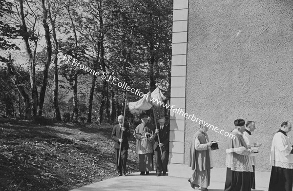 CONFIRMATION   BISHOPS PROCESSION